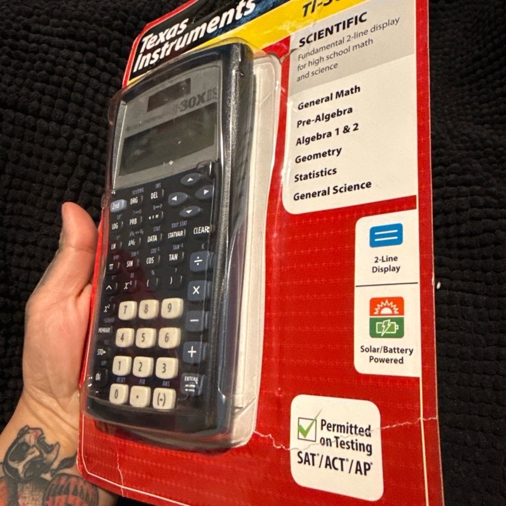Texas Instruments TI-30X IIS Scientific Calculator - Blue and Yellow - Picture 5 of 13